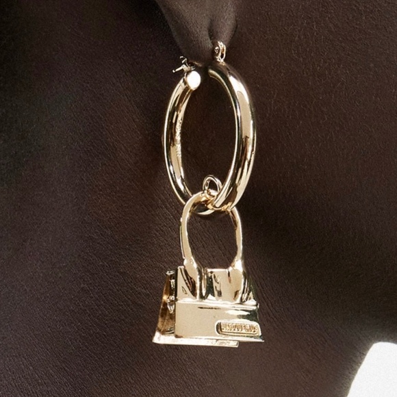 Jacquemus The Chiquito Hoop Earrings - Picture 13 of 13